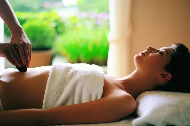 要如何對美容師進行培訓呢？_夢顏堂養(yǎng)生spa加盟官網(wǎng)