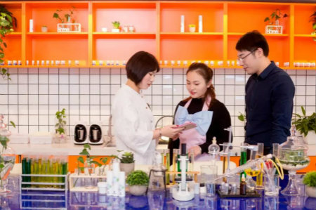 2019年開NEWNEW智能光電美膚館，必須了解美業(yè)新趨勢