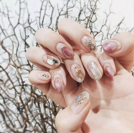 知否，豬年「春節(jié)美甲」不應(yīng)只是“純色簡(jiǎn)約”！