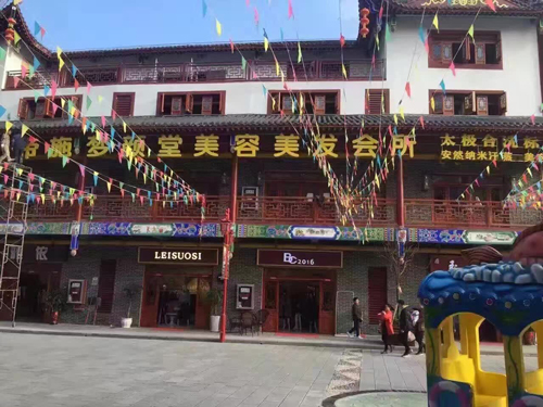 美容院好不容易來一個人，顧客為什么又走掉了呢