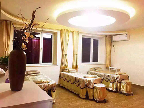 該如何維護(hù)美容院儀器