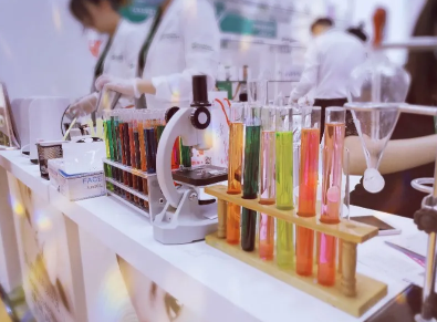 引領美業變革，解析VN智能光電美膚館如何鎖定百萬用戶？