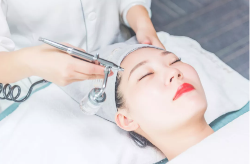 皮膚管理店經營//薪酬這樣設計，員工死心塌地為你工作