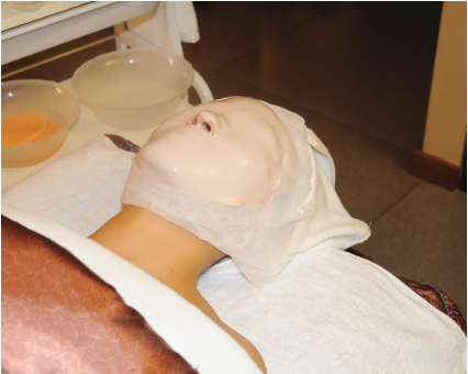 木炭彈力軟膜//“天然吸塵器”，給肌膚做個專業清潔SPA