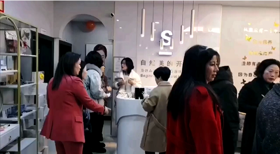 恭賀S唯美召香貴州沿河店開業大吉！