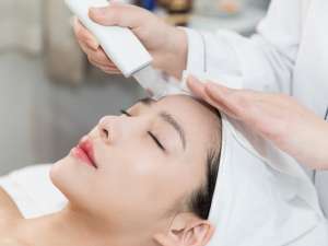 美業(yè)破局策略：把‘經(jīng)營(yíng)痛點(diǎn)’變?yōu)椤櫩图饨悬c(diǎn)’！