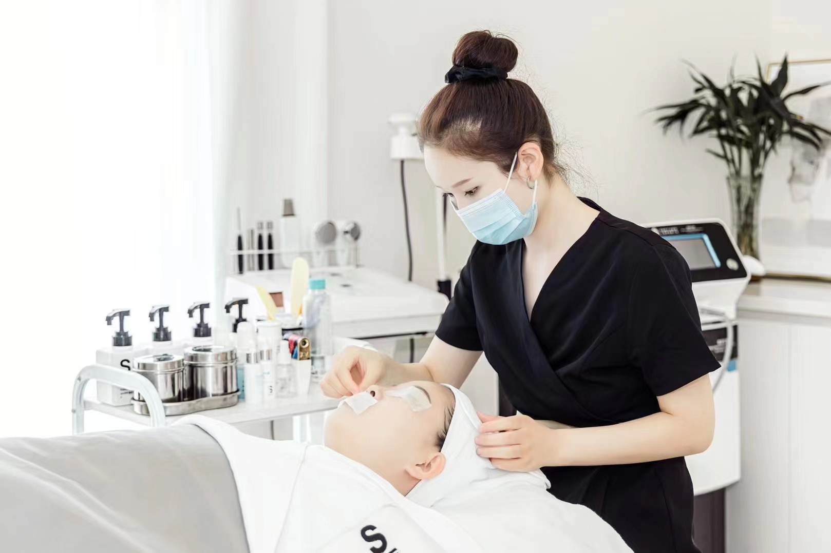 開店案例 | 從月入過萬到幾十萬，她只做了一件事！