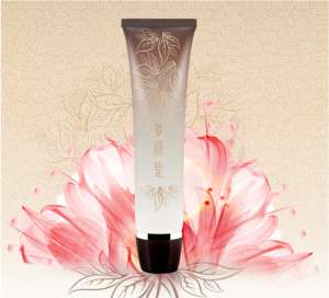 紅景天深層潔顏乳 | 凈膚更養膚，潔顏新體驗！