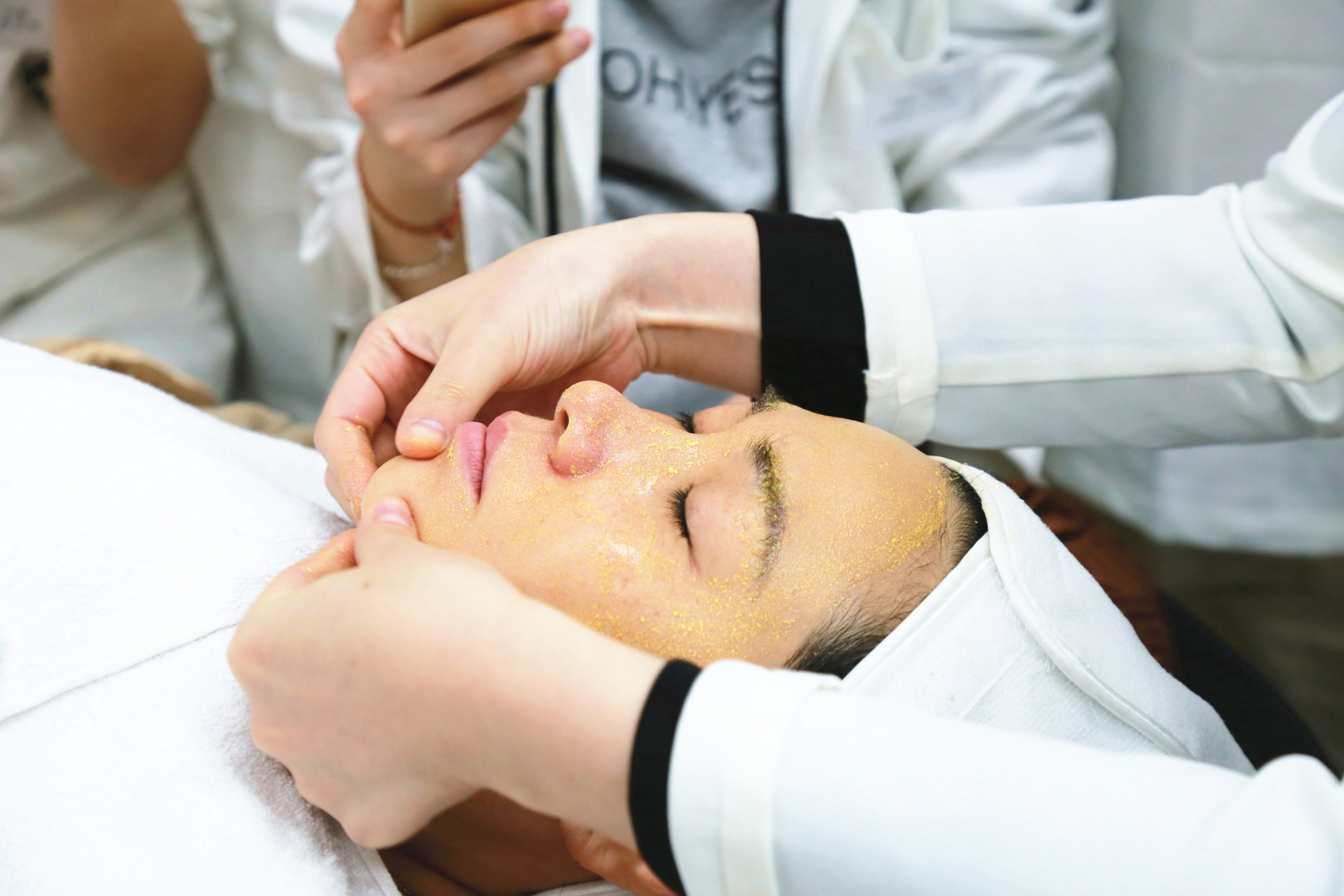 搶占先機！提前布局2024美業，一定要懂“她”經濟！