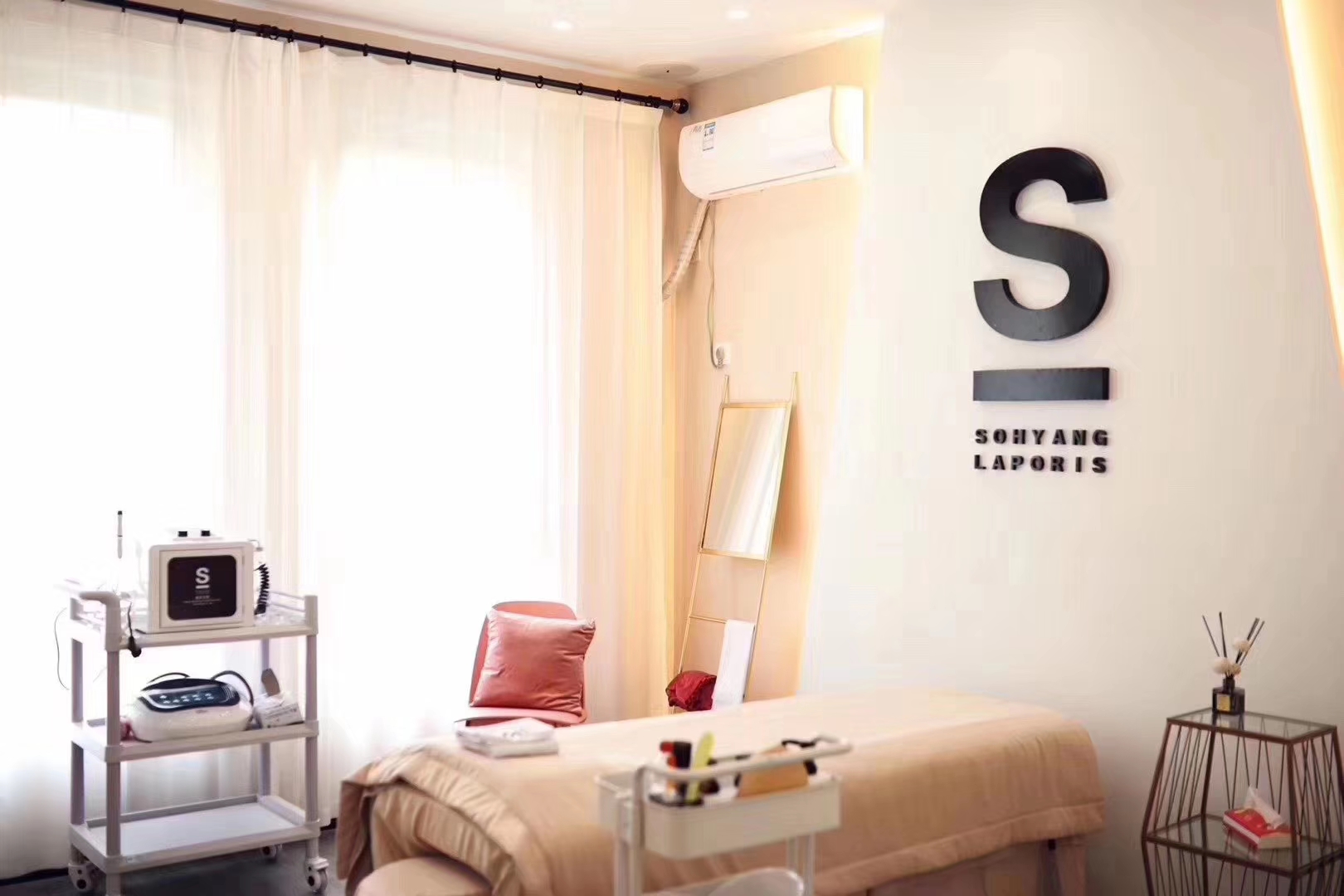 熱辣滾燙！2024年，美業(yè)人請做好這七件事！